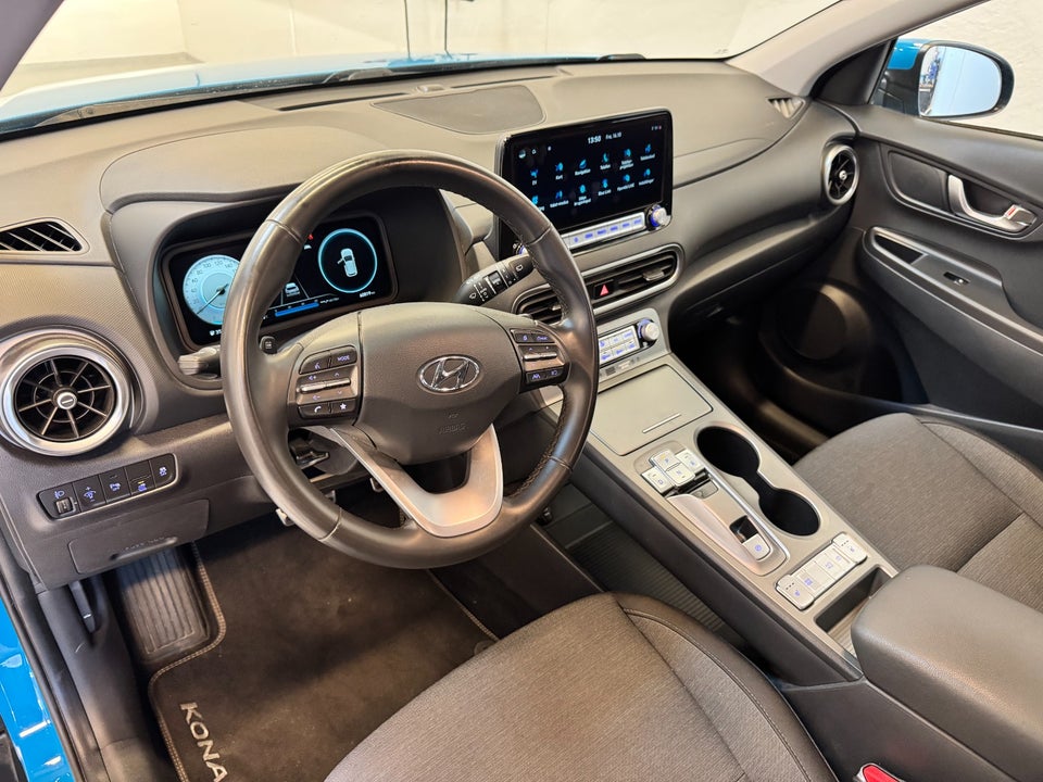 Hyundai Kona 64 EV Business 5d