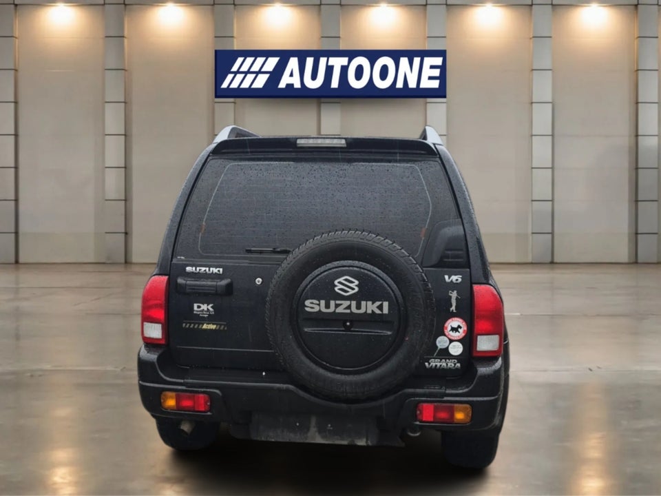 Suzuki Grand Vitara 2,5 V6 Active aut. Van 5d