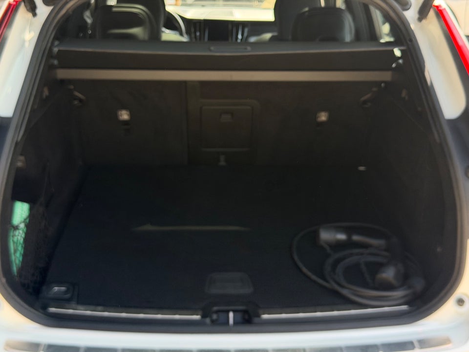 Volvo XC60 2,0 T6 ReCharge R-Design aut. AWD 5d