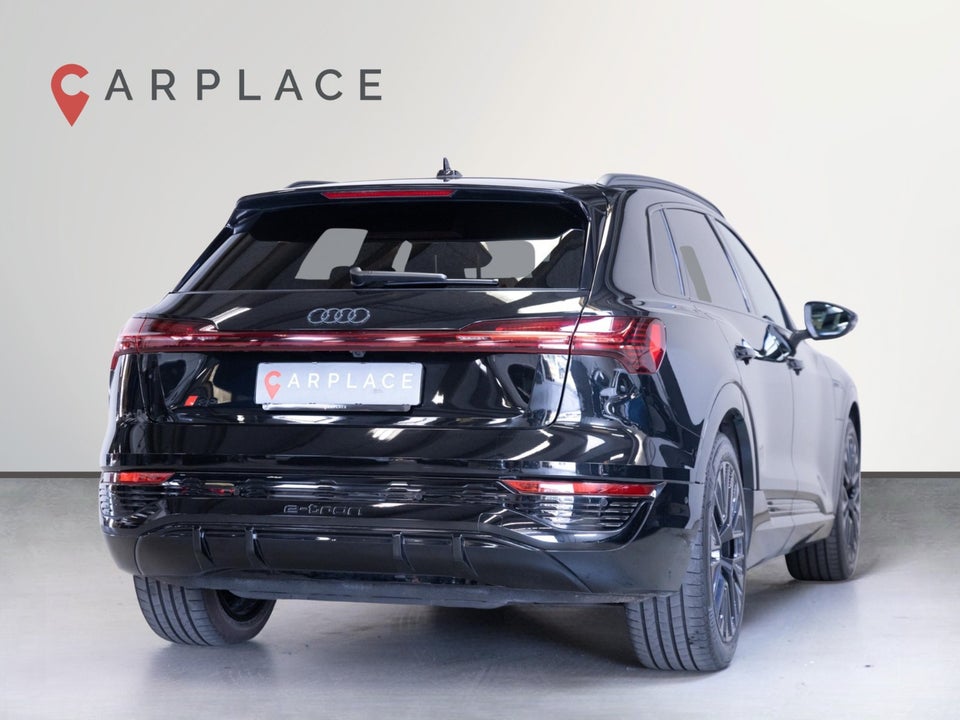 Audi Q8 e-tron 55 S-line quattro 5d