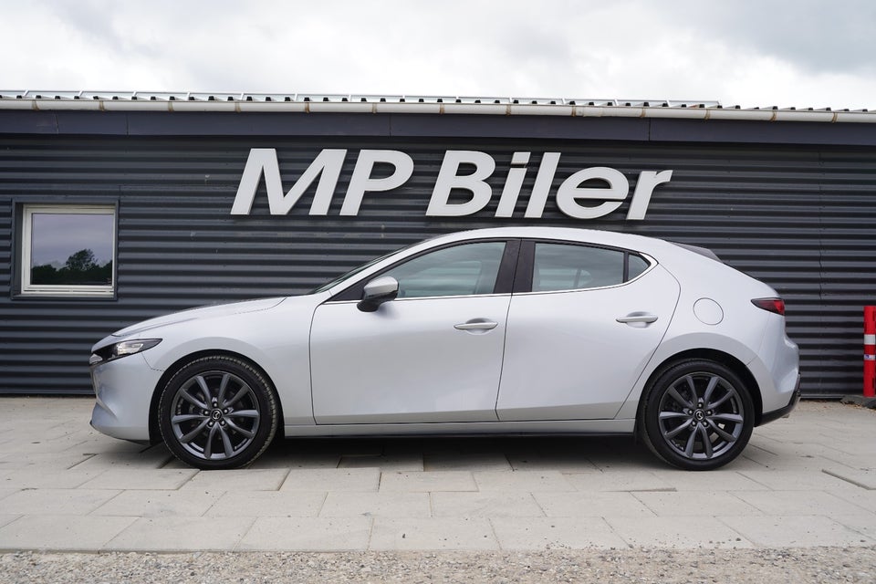Mazda 3 1,8 SkyActiv-D 116 Sky aut. 5d