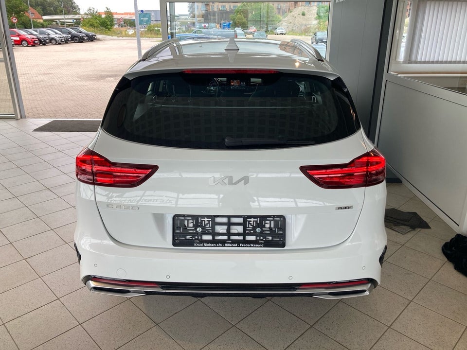 Kia Ceed 1,6 PHEV Prestige SW DCT 5d
