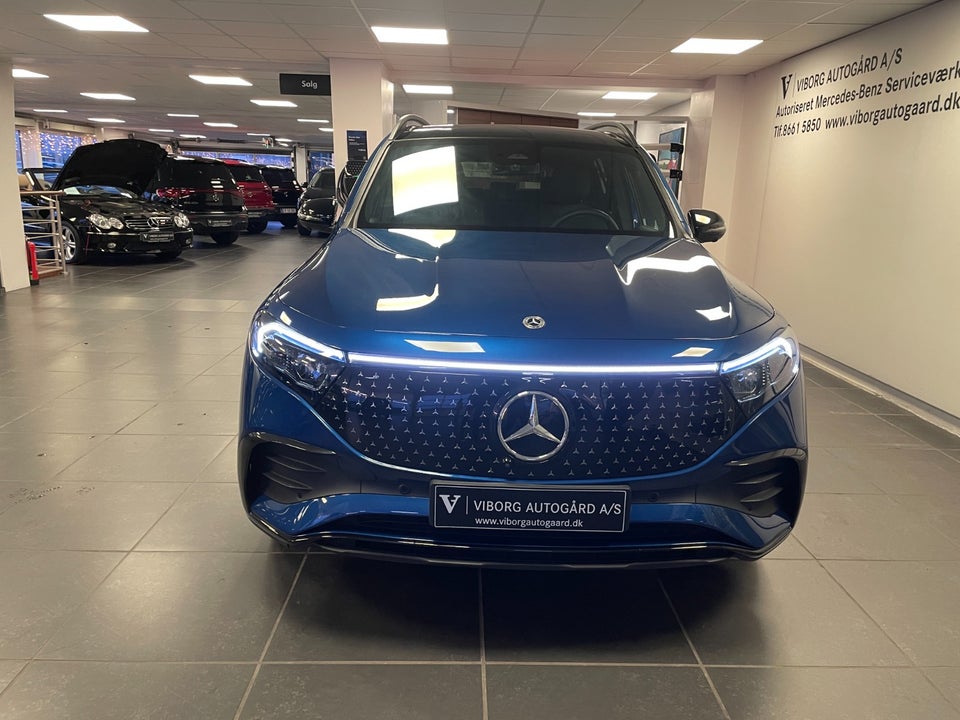 Mercedes EQB300 AMG Line 4Matic 5d