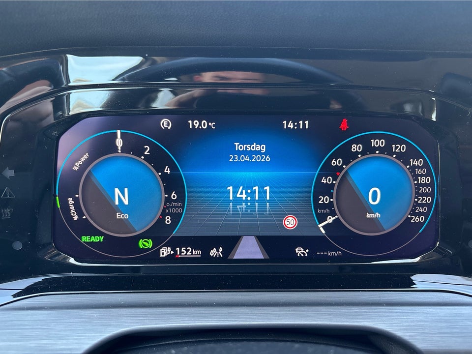 VW Golf VIII 1,4 eHybrid DSG 5d