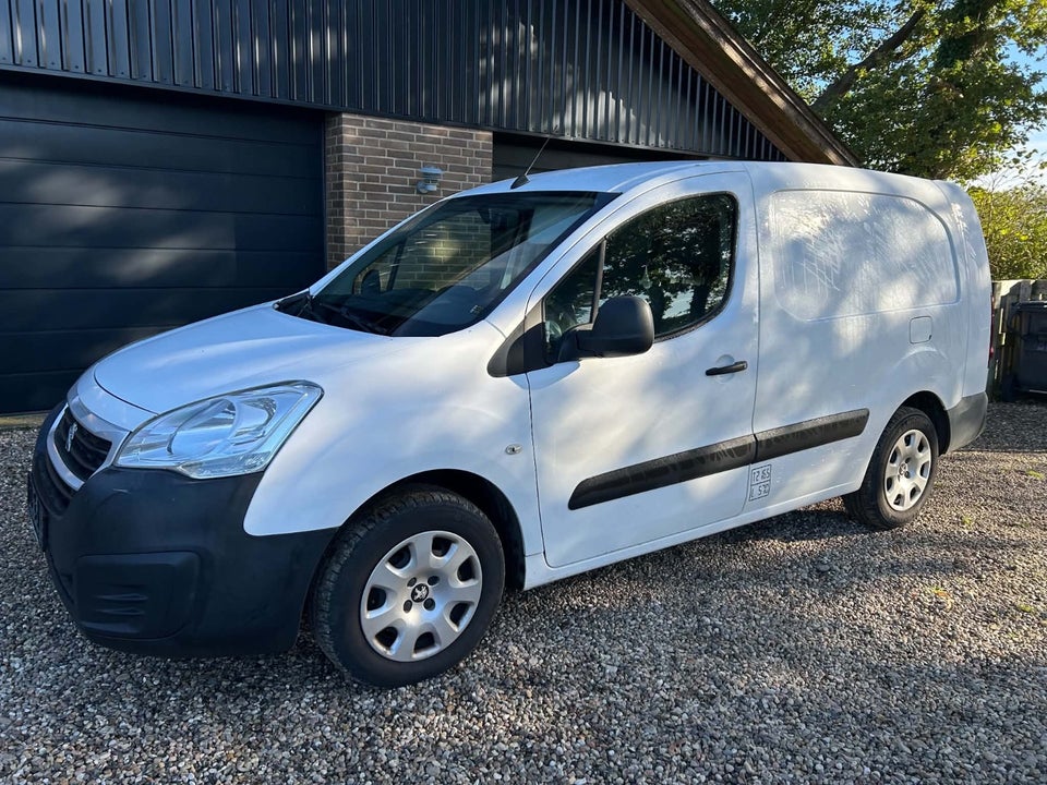 Peugeot Partner 1,6 BlueHDi 100 L2 ESG Flex Van 5d