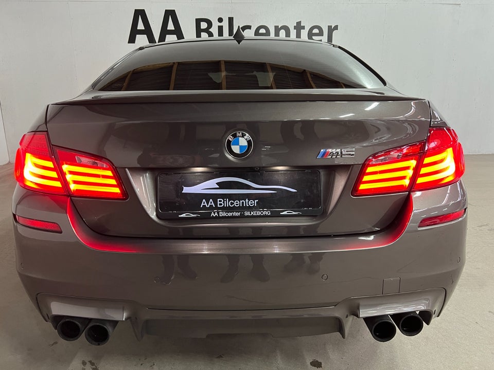 BMW M5 4,4 aut. 4d