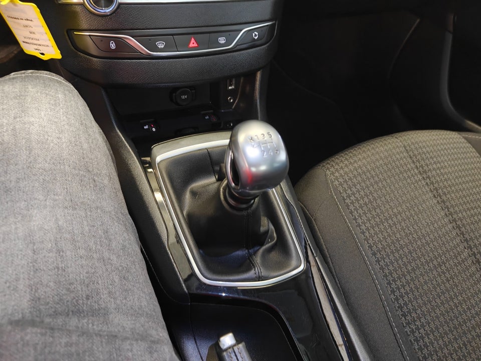 Peugeot 308 1,6 BlueHDi 120 Style Limited SW 5d