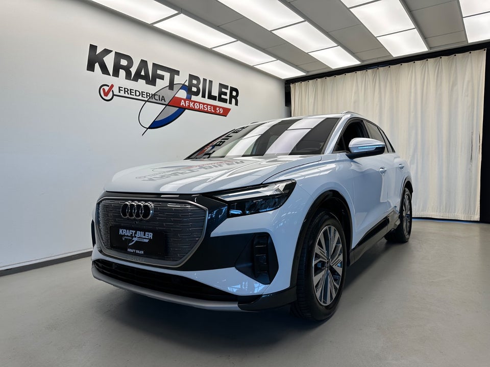 Audi Q4 e-tron 45 Progress 5d