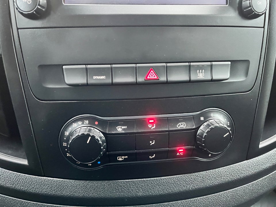 Mercedes eVito 129 Tourer PRO L Van