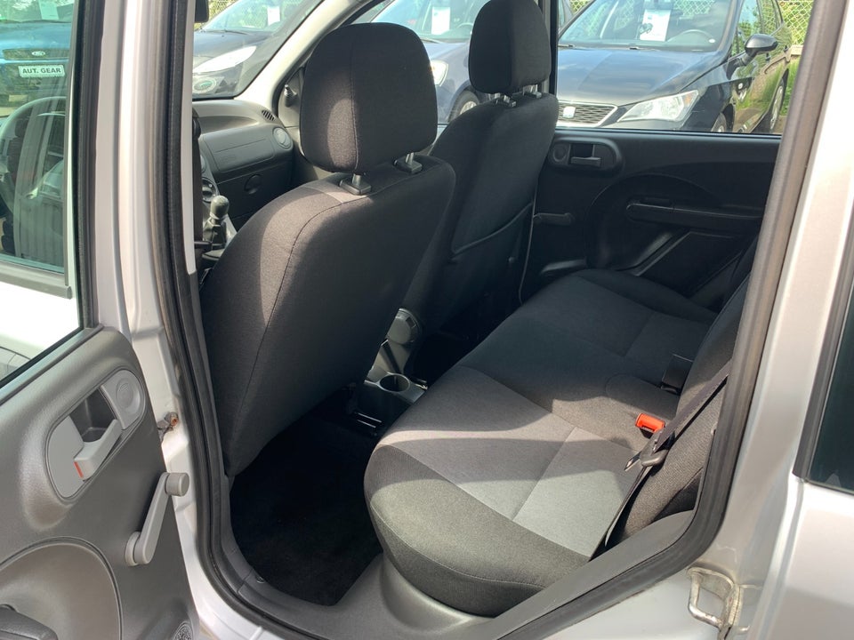 Fiat Panda 1,2 69 Dynamic 5d