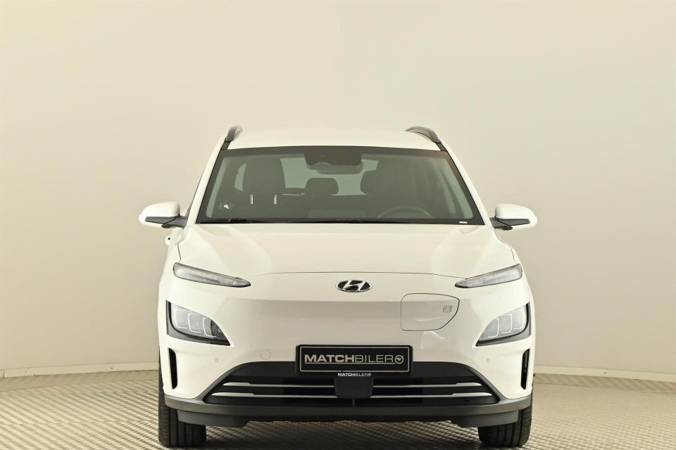 Hyundai Kona 64 EV Essential 5d