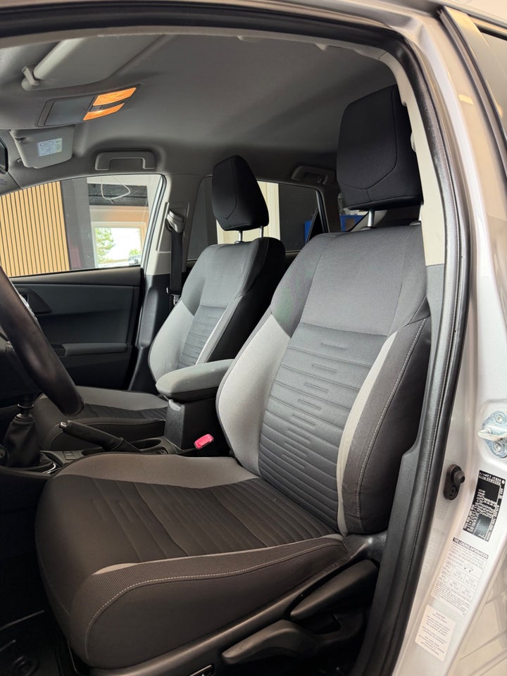 Toyota Auris 1,2 T T2 Comfort 5d