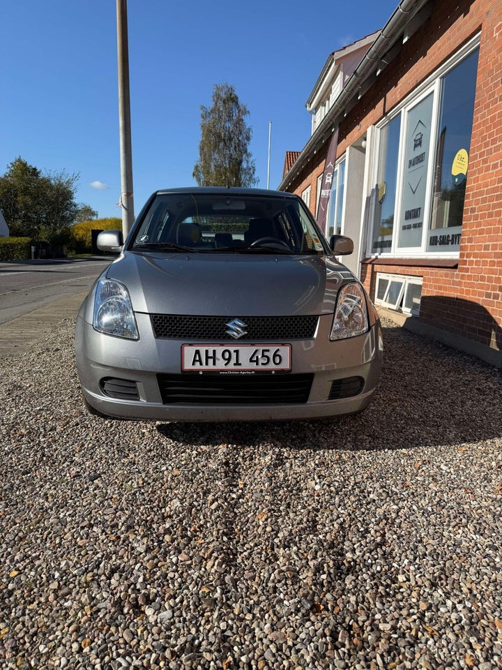 Suzuki Swift 1,5 GL-A 5d