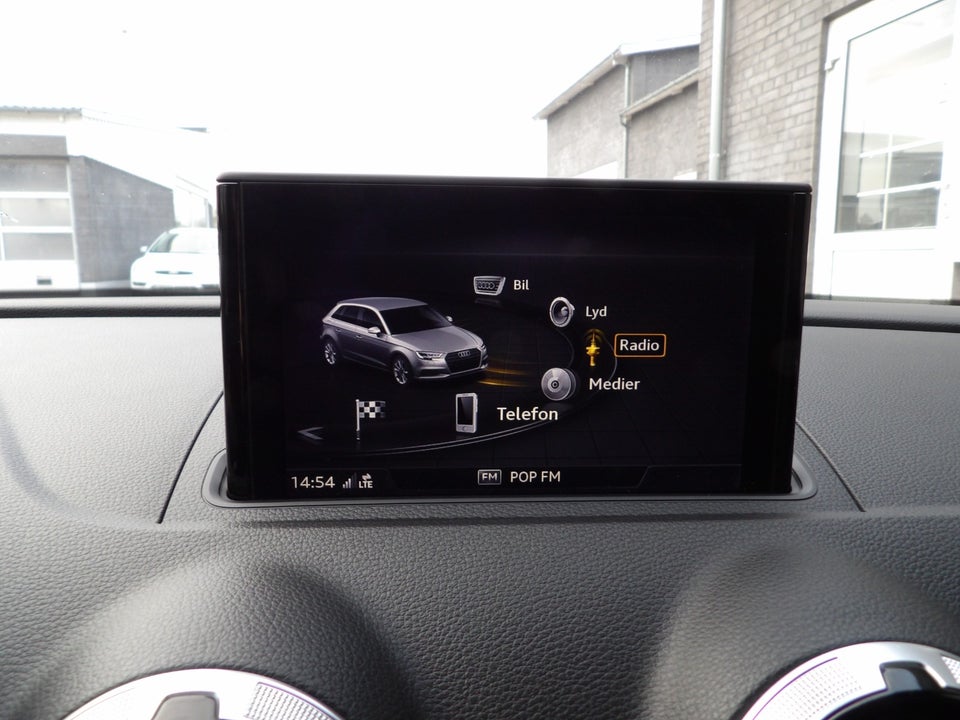 Audi A3 1,4 e-tron Sportback S-tr. 5d