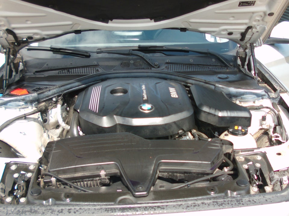 BMW 118i 1,5 Advantage aut. 5d