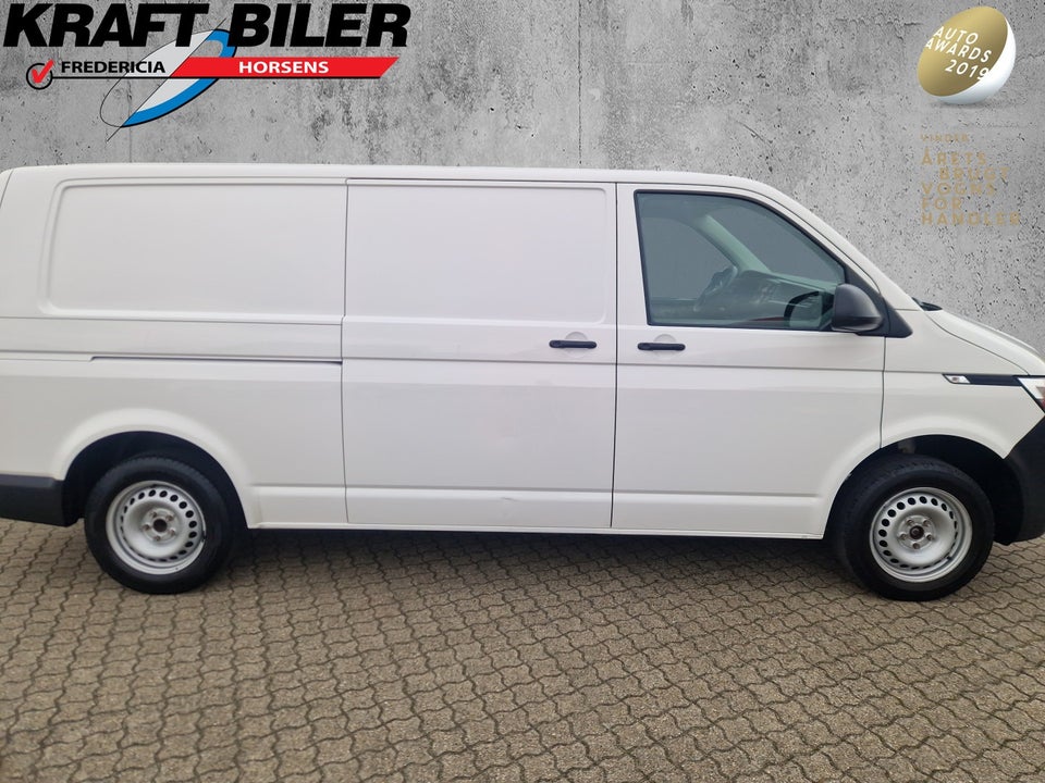 VW Transporter 2,0 TDi 110 Kassevogn lang