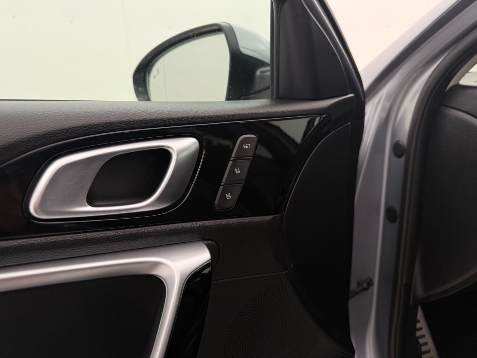 Kia XCeed 1,6 PHEV Upgrade+ DCT 5d