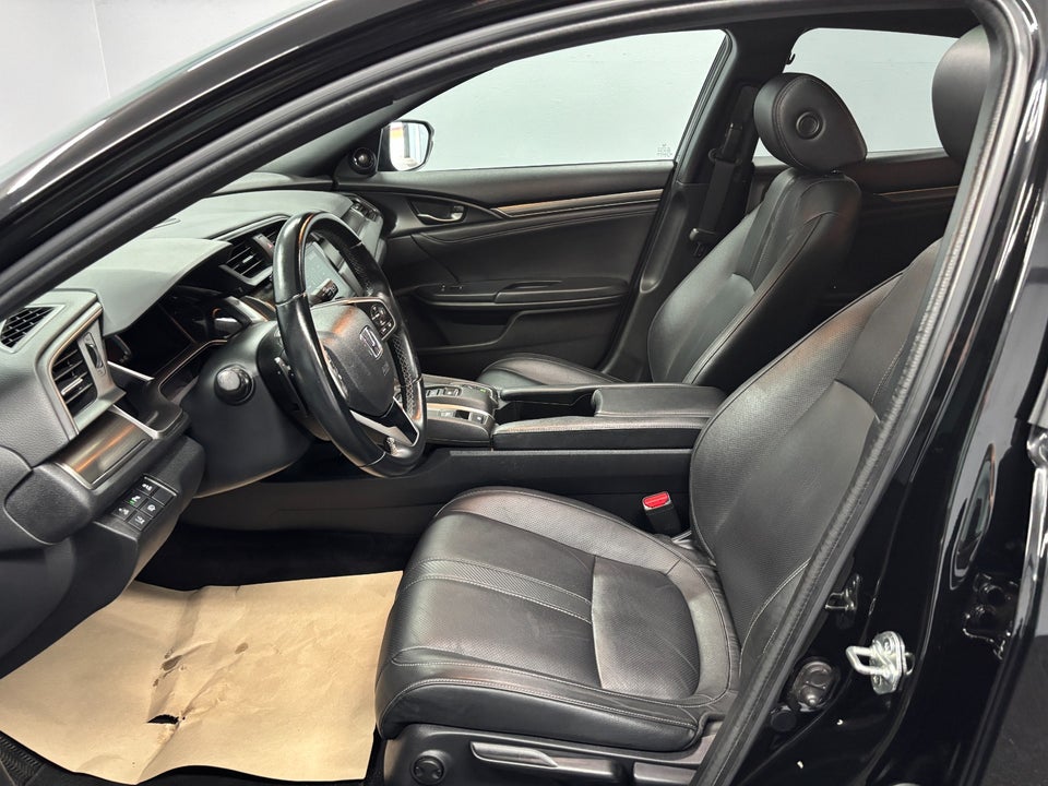 Honda Civic 1,6 i-DTEC Prestige aut. 5d