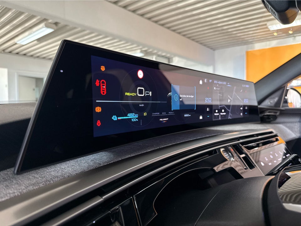 Peugeot e-3008 77 Allure 5d