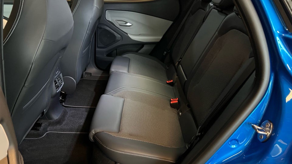 Ford Explorer 77 Select Extended Range 5d