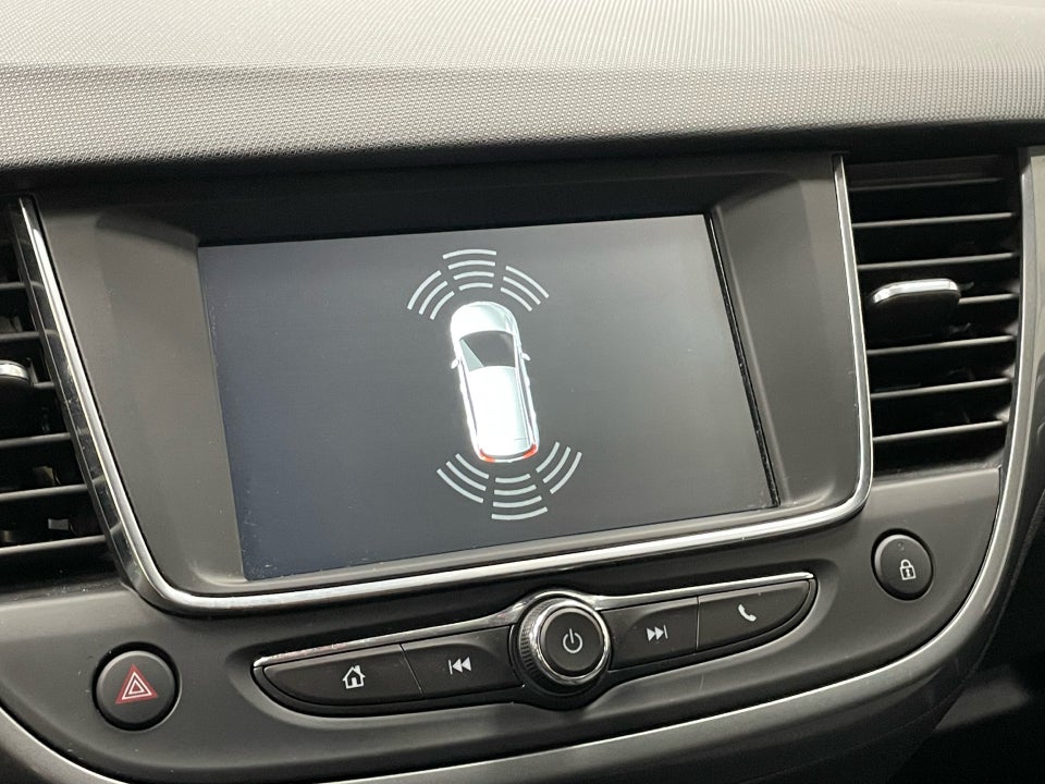 Opel Crossland 1,2 First Edition 5d