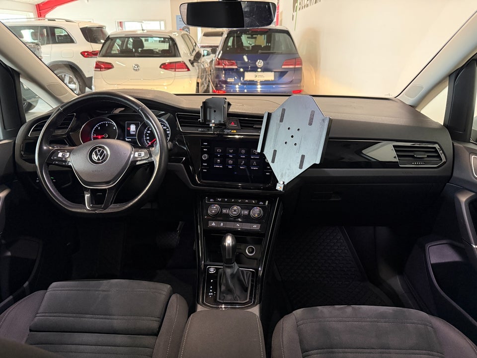 VW Touran 2,0 TDi 150 Highline DSG Van 5d