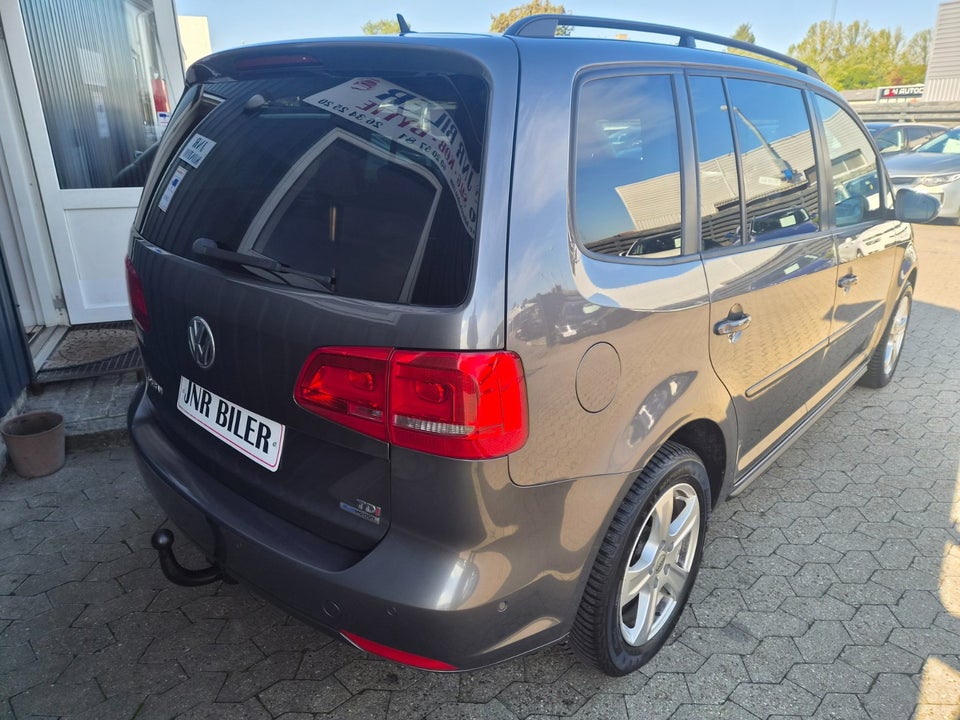VW Touran 1,6 TDi 105 Comfortline DSG BMT 7prs 5d