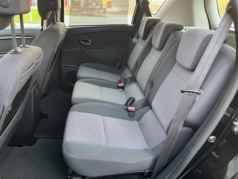 Renault Scenic III 1,5 dCi 110 Dynamique aut. 5d