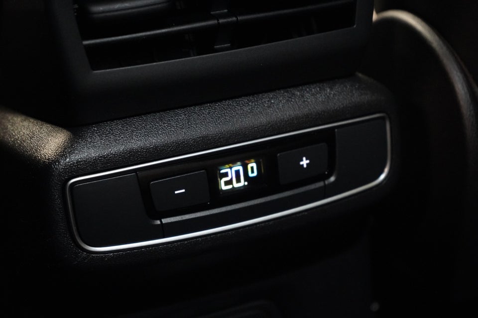 Audi Q4 e-tron 45 S-line 5d