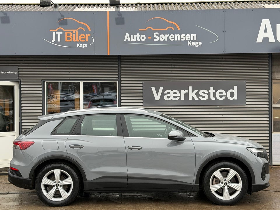 Audi Q4 e-tron 40  5d