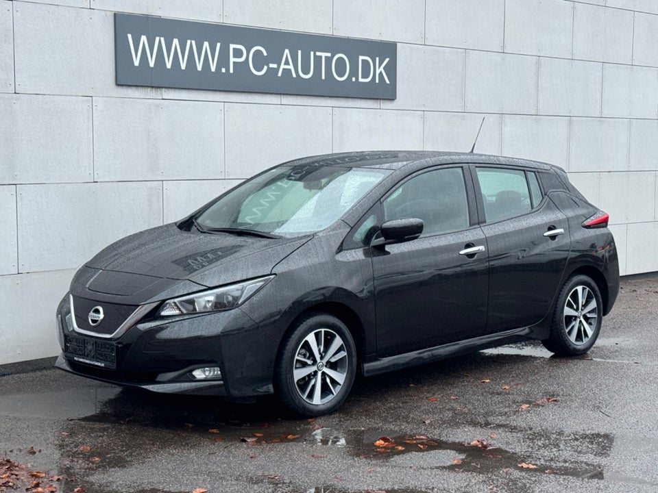 Nissan Leaf 40 Acenta 5d