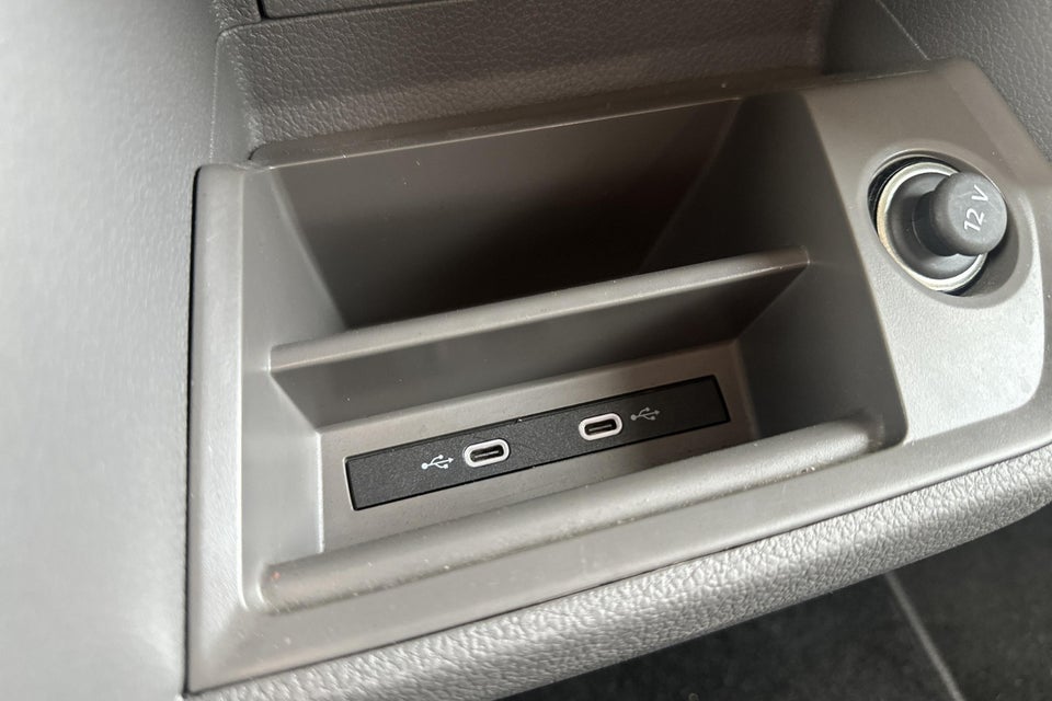 VW Crafter 35 2,0 TDi 177 Kassevogn L3H3 aut.