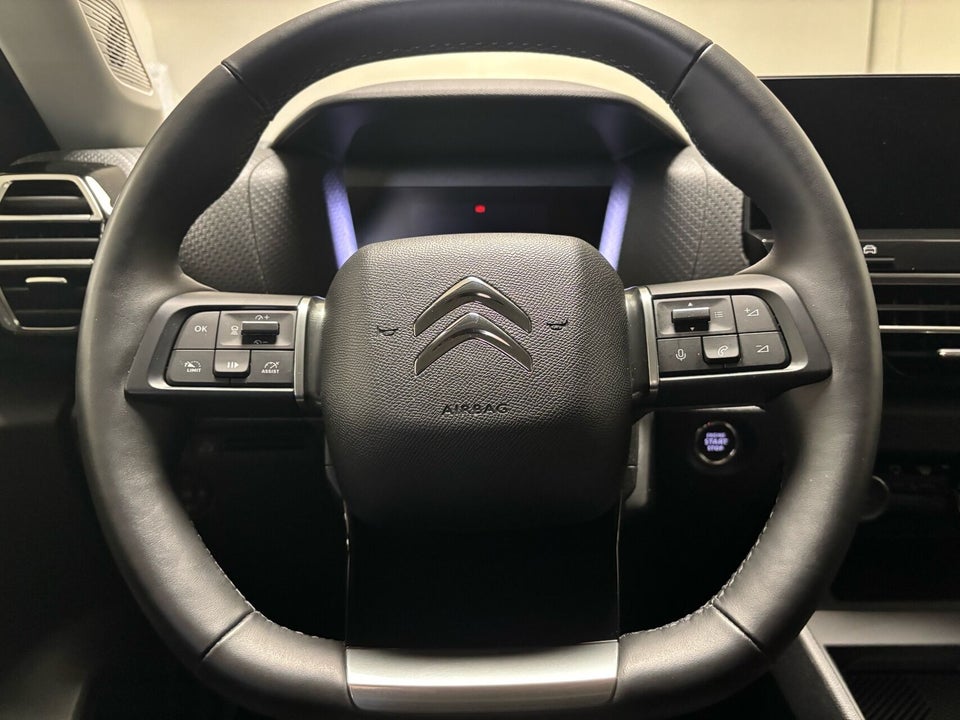 Citroën ë-C4 X 50 Shine 4d