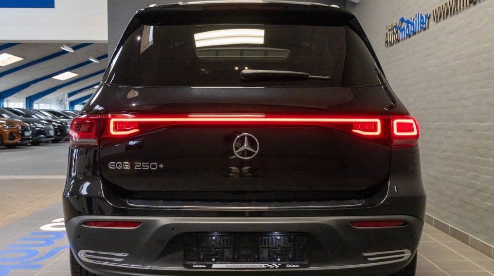 Mercedes EQB250+ Progressive 7prs 5d