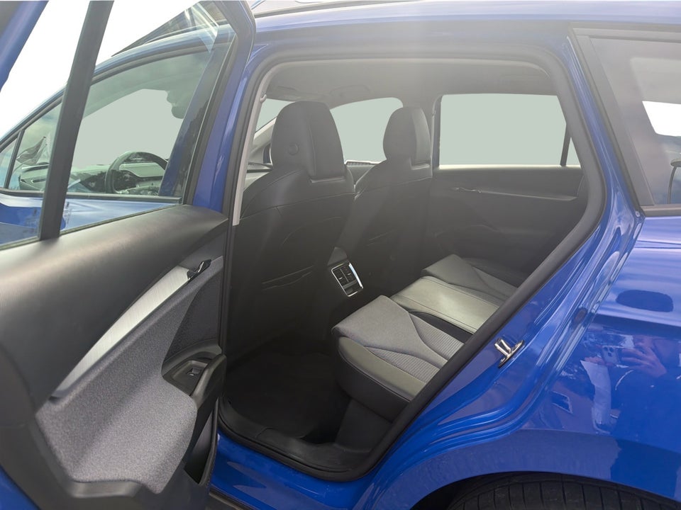 Skoda Enyaq 50 iV 5d