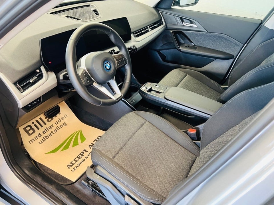 BMW iX1 xDrive30 5d