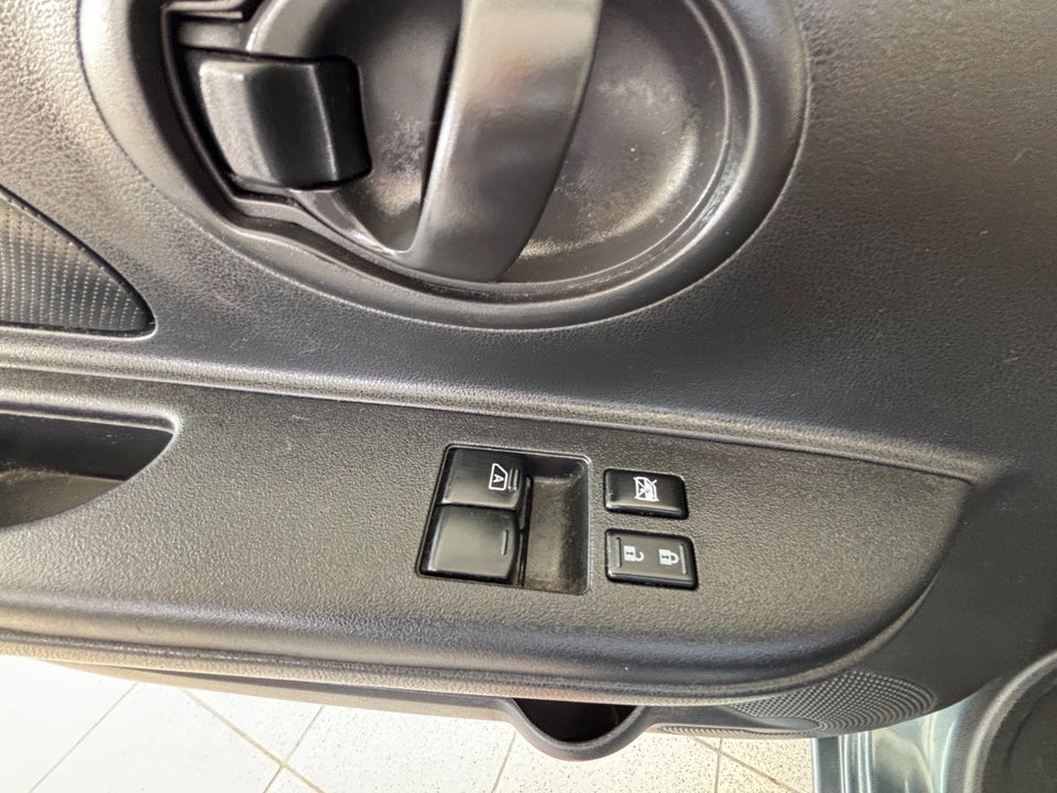 Nissan Micra 1,2 Visia 5d