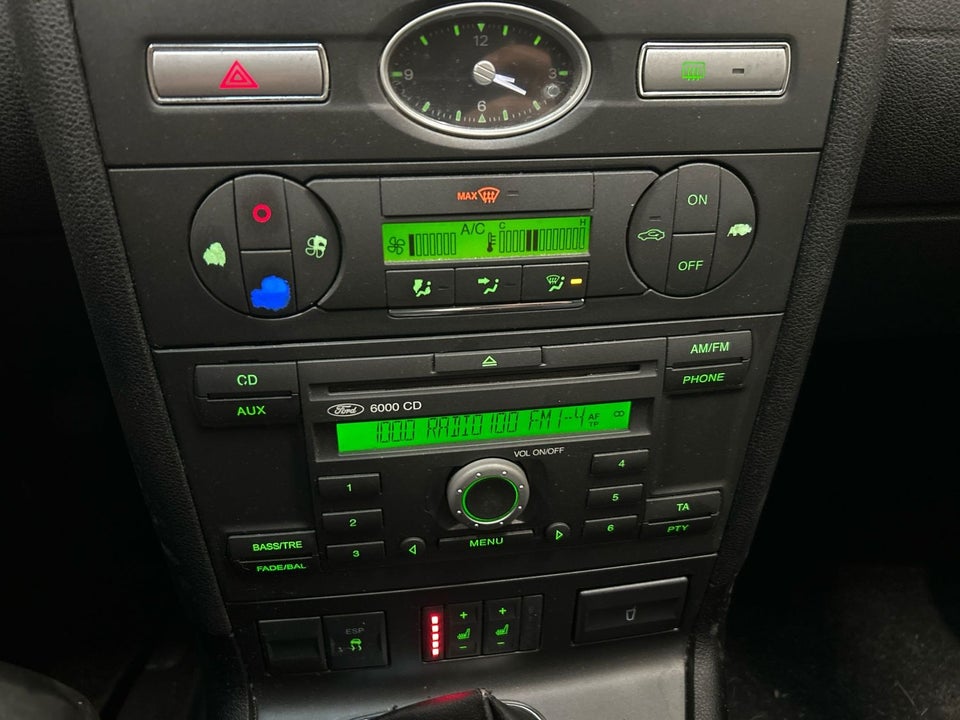 Ford Mondeo 1,8 Ambiente 110 5d