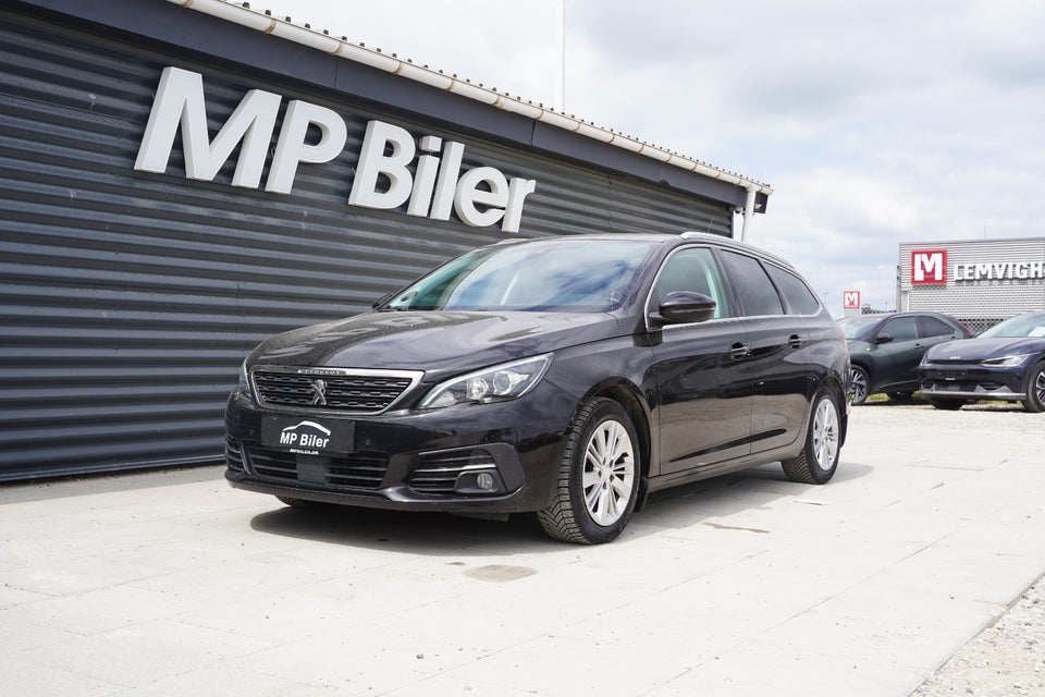 Peugeot 308 1,5 BlueHDi 130 Allure Sky SW 5d