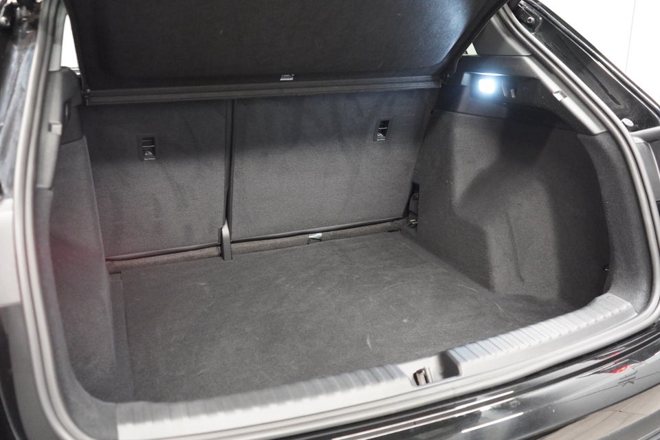 Audi Q4 e-tron 45 S-line 5d