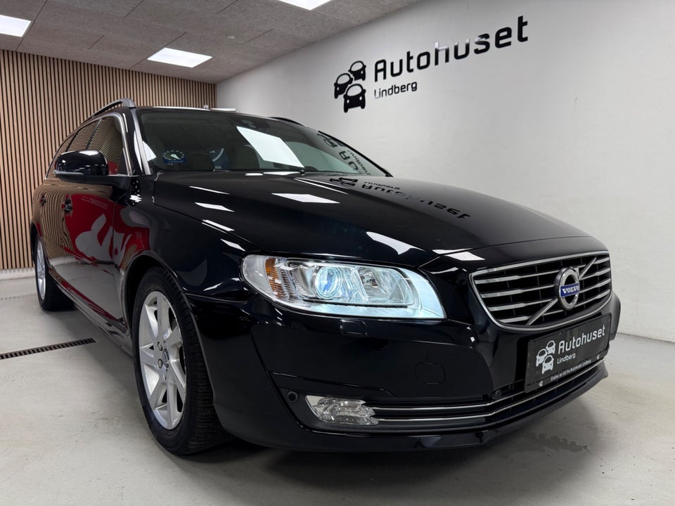 Volvo V70 2,0 T5 245 Momentum aut. 5d