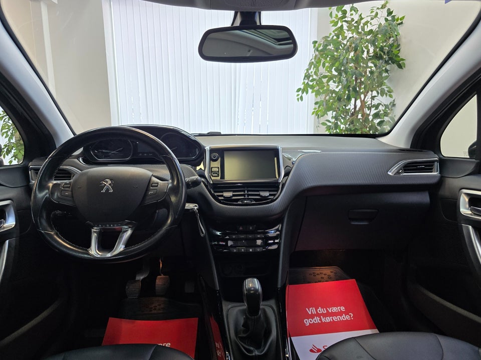 Peugeot 2008 1,2 e-THP 110 Desire Sky 5d