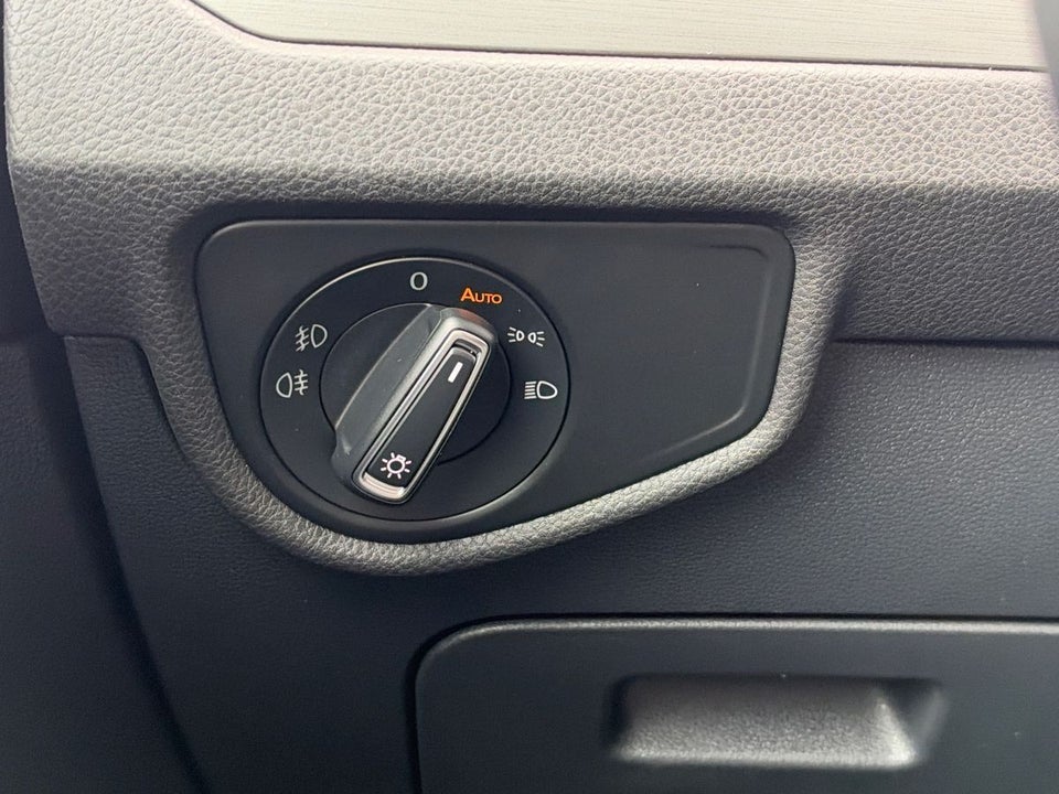 VW Touran 1,6 TDi 115 Comfortline DSG 7prs 5d