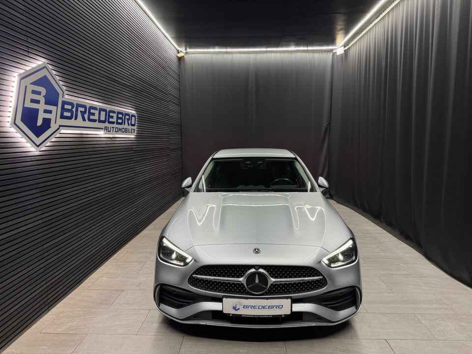 Mercedes C220 d 2,0 AMG Line aut. 4d