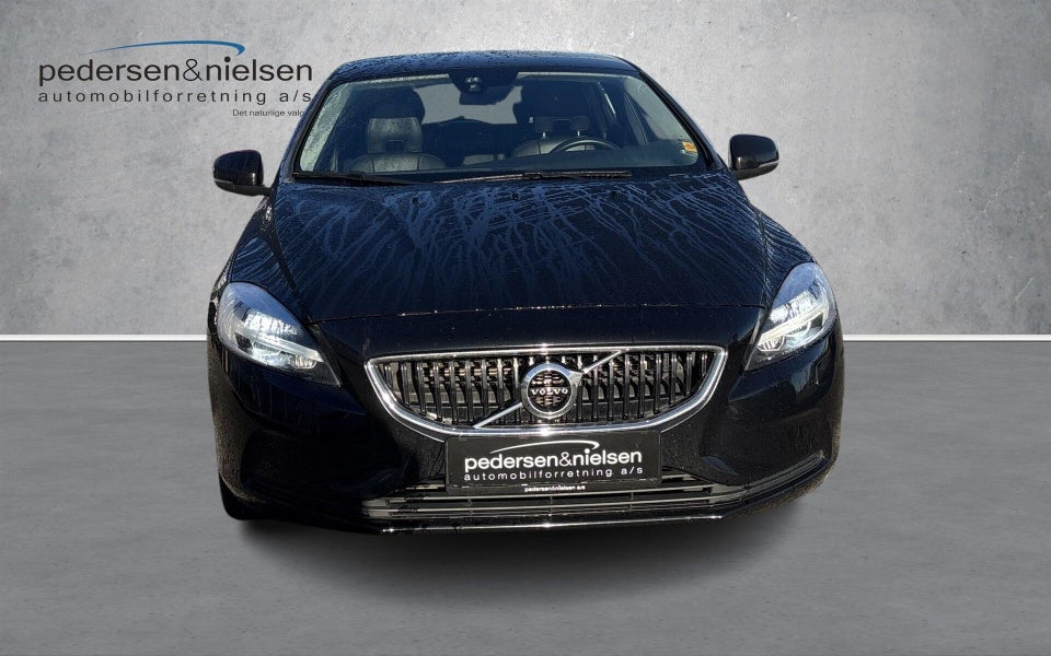 Volvo V40 1,5 T3 152 Momentum aut. 5d