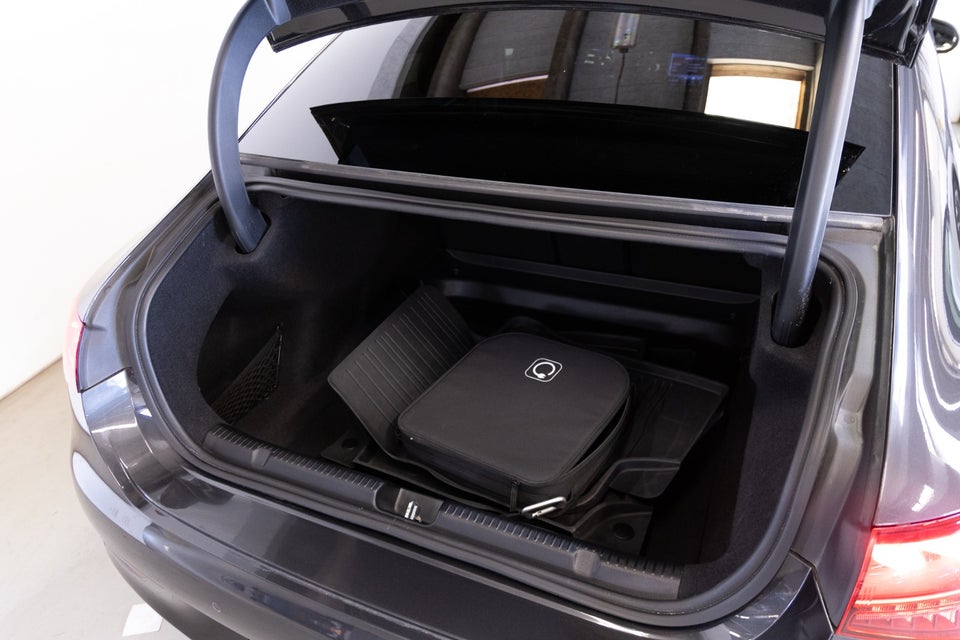 Mercedes EQE300 AMG Line 4d