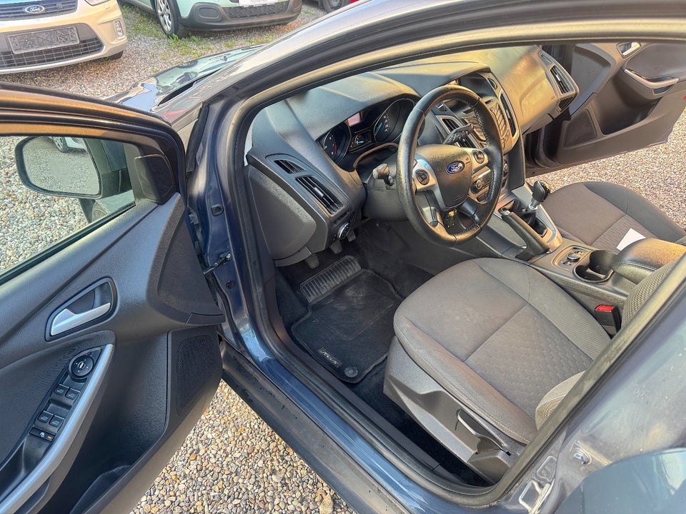 Ford Focus 1,0 SCTi 125 Business stc. 5d