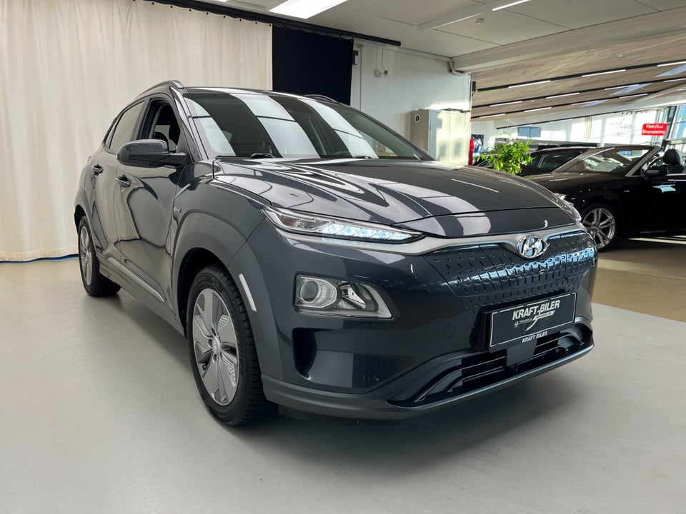 Hyundai Kona 64 EV Essential 5d