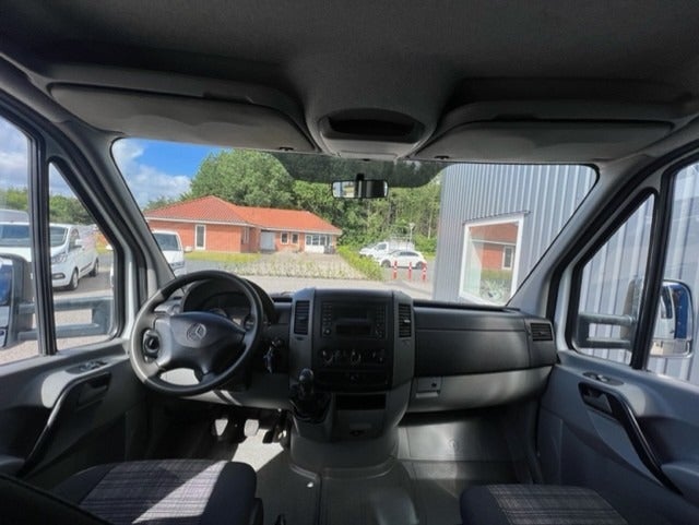 Mercedes Sprinter 516 2,2 CDi R2 Mandskabsvogn m/lad 4d