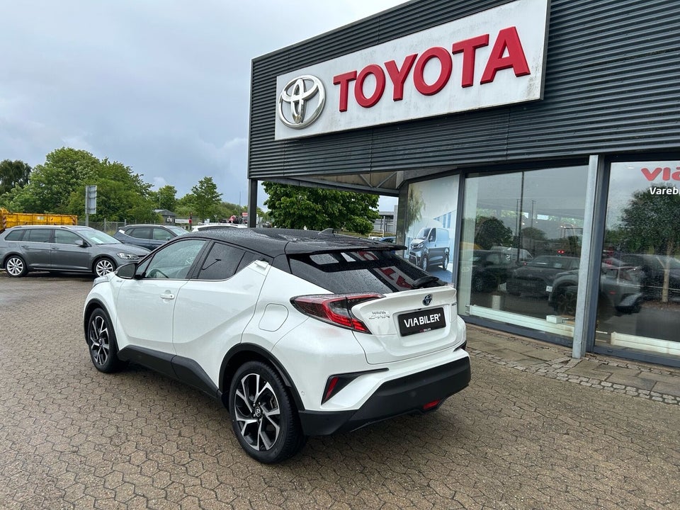 Toyota C-HR 1,8 Hybrid C-LUB Business CVT 5d